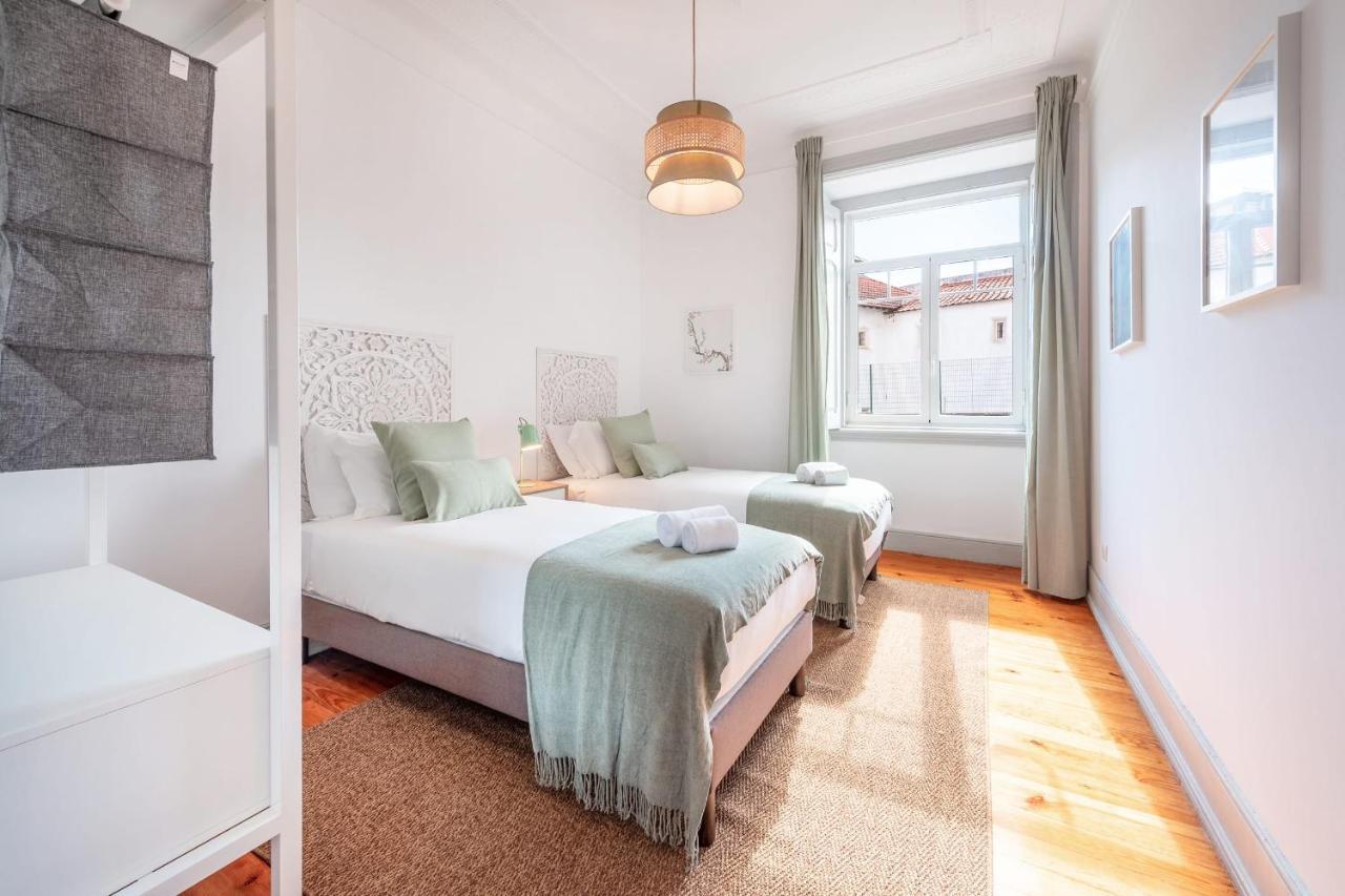 Vita Portucale ! Deluxe 3 Bedroom Apartment In Arroios Lisbon Exterior photo