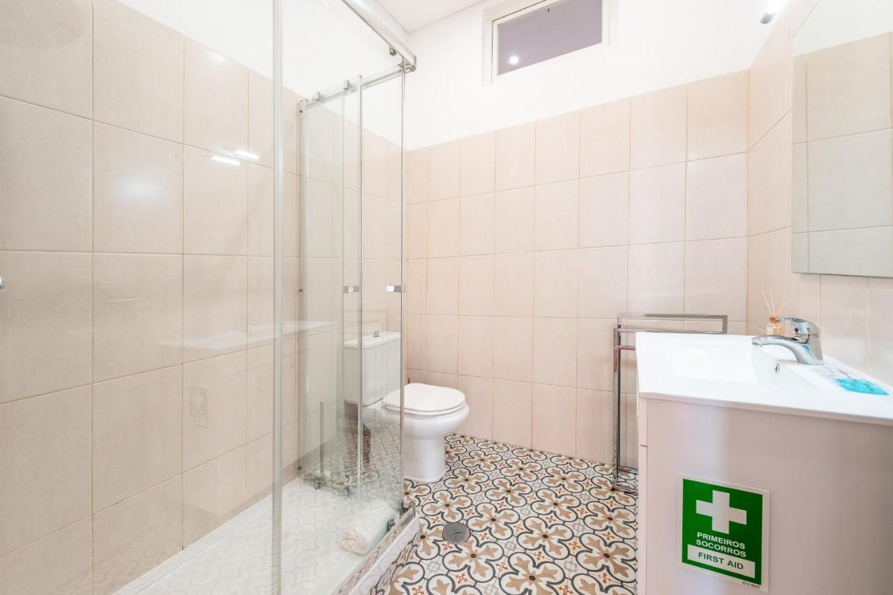Vita Portucale ! Deluxe 3 Bedroom Apartment In Arroios Lisbon Exterior photo
