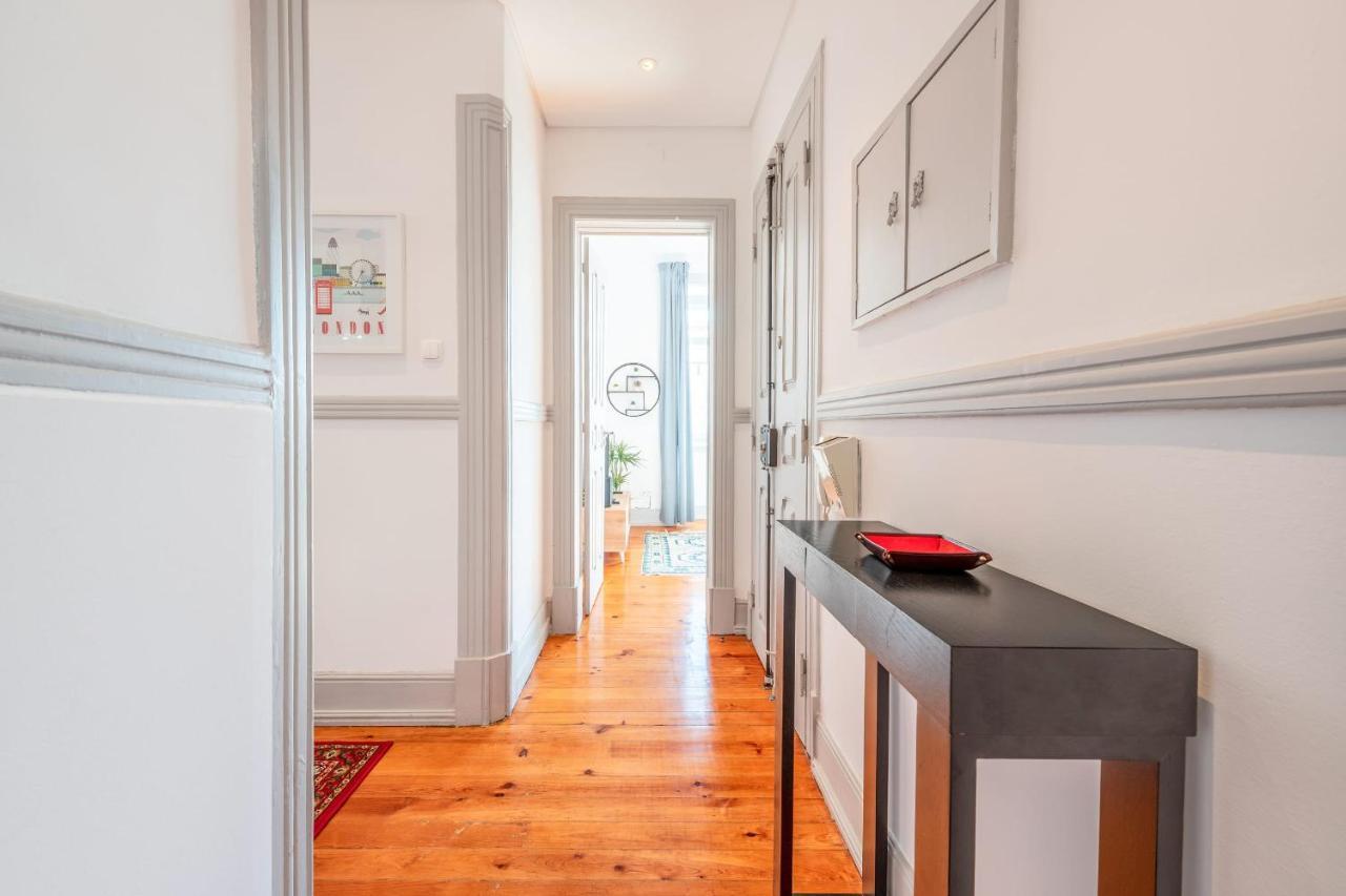 Vita Portucale ! Deluxe 3 Bedroom Apartment In Arroios Lisbon Exterior photo